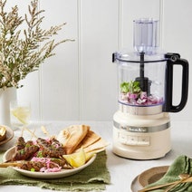 KitchenAid 9 Cup Food Processor Cream 5KFP0921AAC hero image