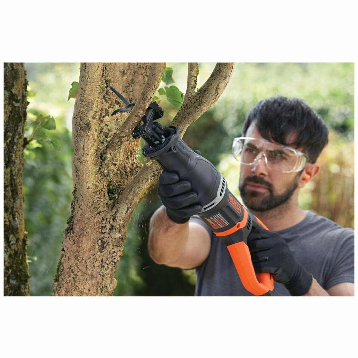 Black Decker 750W Corded Reciprocating Saw BES301 XE
