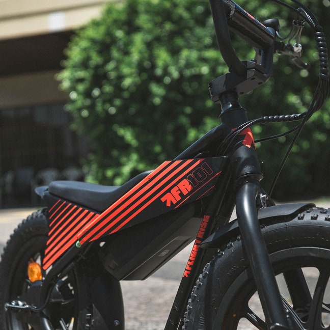 Flight Risk Shop Flight Risk FR101 E-Bike Black FR-101BLACK | Appliances Online
