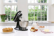 KitchenAid KSM45 Classic Stand Mixer Onyx Black 5KSM45AOB hero image