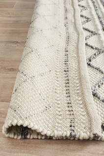Rug Culture Studio Extra Large White Rug 320X230CM - STUD-326-WHI-320X230 hero image