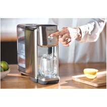 Breville the AquaStation Purifier LWA100BSS2IAN1 hero image