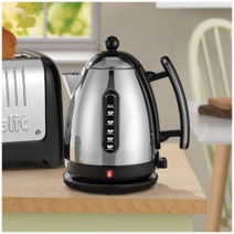 Dualit Jug Kettle Gloss Black/Polished DU72040 hero image