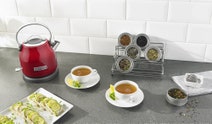 KitchenAid Electric Kettle Empire Red 5KEK1222AER hero image