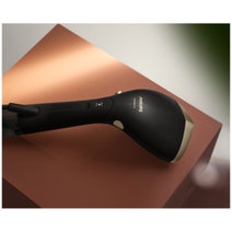 Philips 7000 Series Handheld Garment Steamer Black STH7060-80 hero image