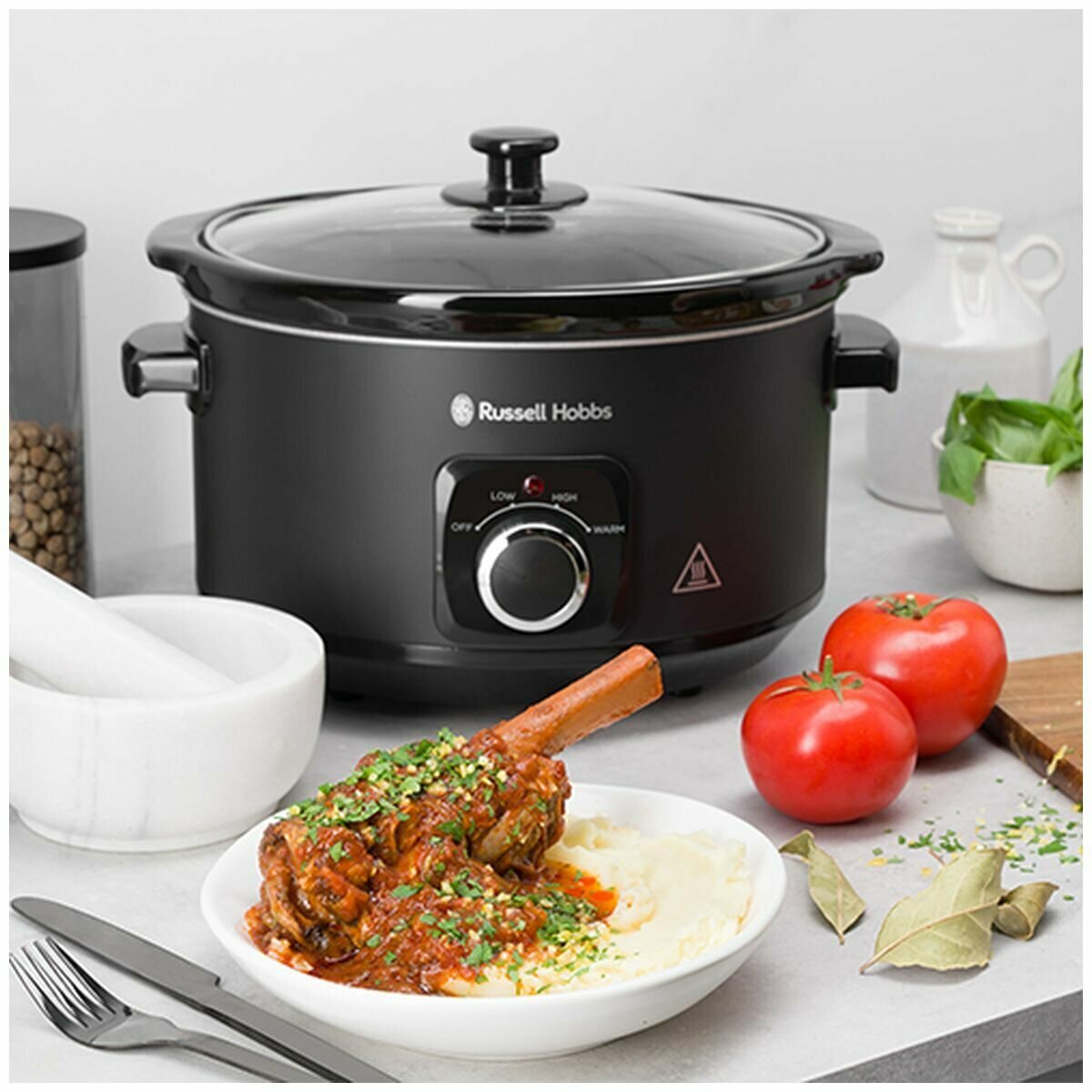 Russel Hobbs 4L Slow Cooker with 2 x Salt & Pepper Mills RHSC4A-RHPK4000-2 hero image