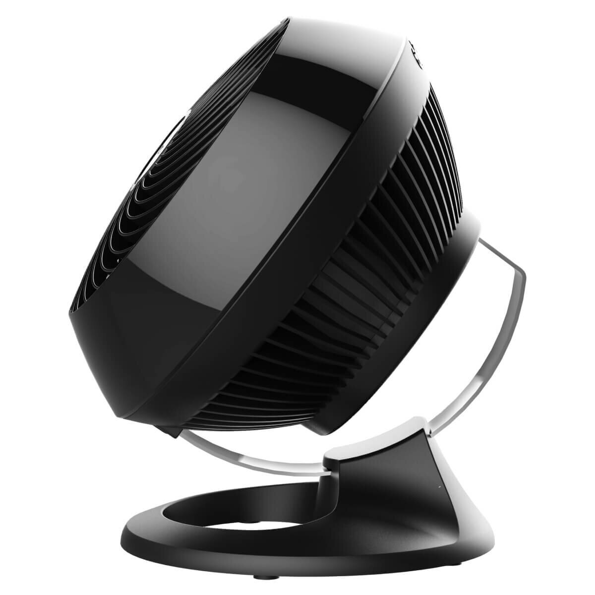 Vornado 560 Medium Air Circulator Fan Black 71560 hero image