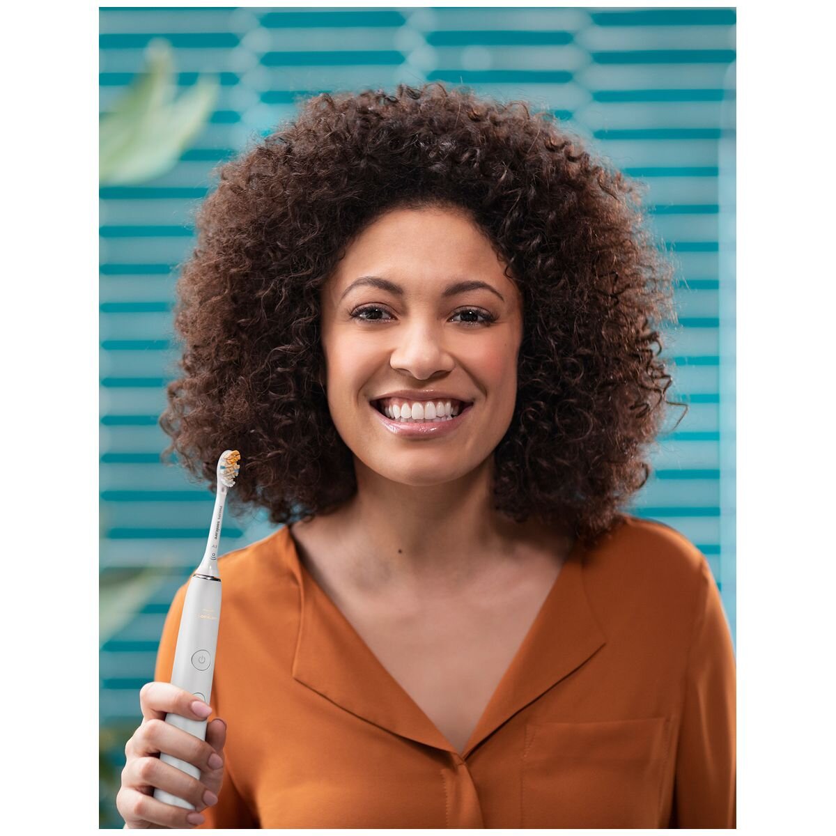 Philips Sonicare DiamondClean 9000 Electric Toothbrush White HX9912-63 hero image