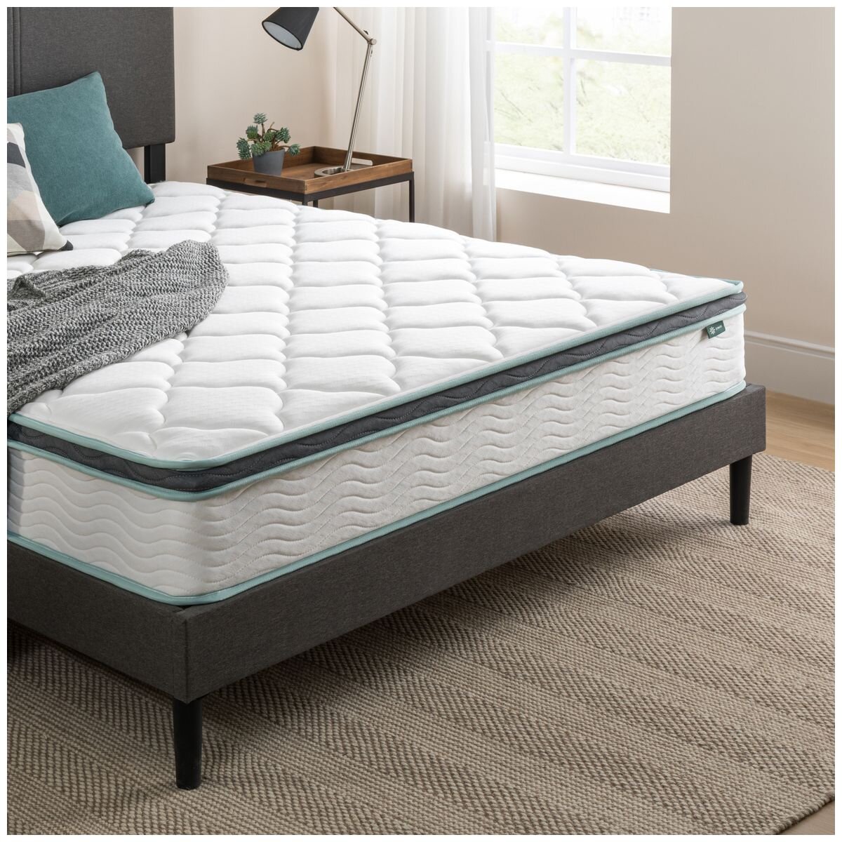 Zinus Queen 25cm Deluxe Bonnell Inner Spring Mattress AU-MSSAO1ZC-10Q hero image