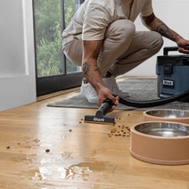 Shark MessMaster Portable Wet/Dry Vacuum VS101 hero image