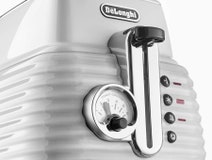 Delonghi CTZ2003W-KBZ2001W Scultura Toaster and Scultura Kettle Pack hero image