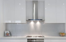 Schweigen PKDS3131FQ 90cm Classic Series Canopy Rangehood with External Motor hero image
