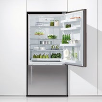 Fisher & Paykel E522BRXFDU4 519L Fridge hero image
