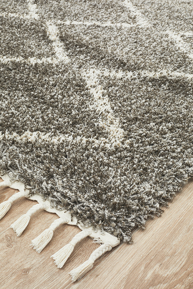 Rug Culture Saffron Small Grey Rug 170X120CM - SAF-11-GRY-170120 hero image
