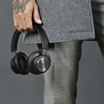 B&O BeoPlay H9i Wireless Noise Cancelling Bluetooth Over Ear Headphones Black - 1645026 hero image