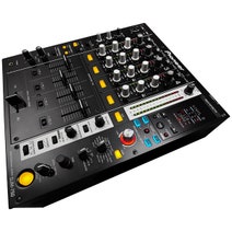 Pioneer DJ DJM750K 4Ch Mid-Range Digital Mixer hero image