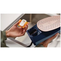 Philips Azur 8000 Series Steam Iron Blue DST8020-20 hero image
