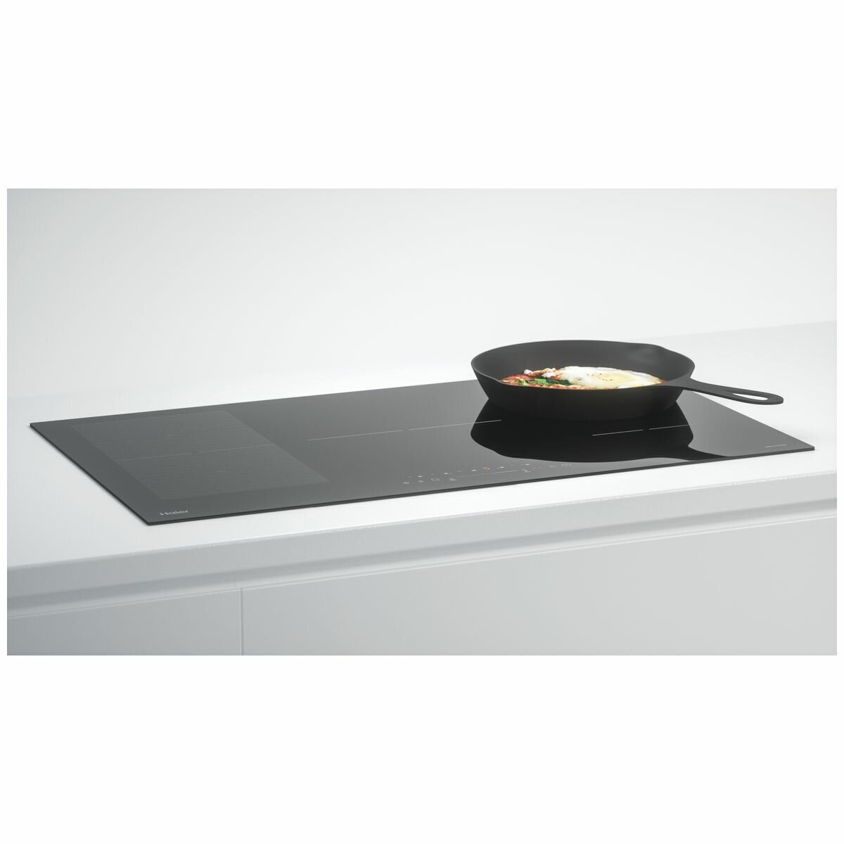 Haier 90cm Induction Cooktop Five Zones with Flexi Zone HCI905FTB3 hero image