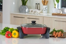 Westinghouse WHEF02R Electric Frypan hero image