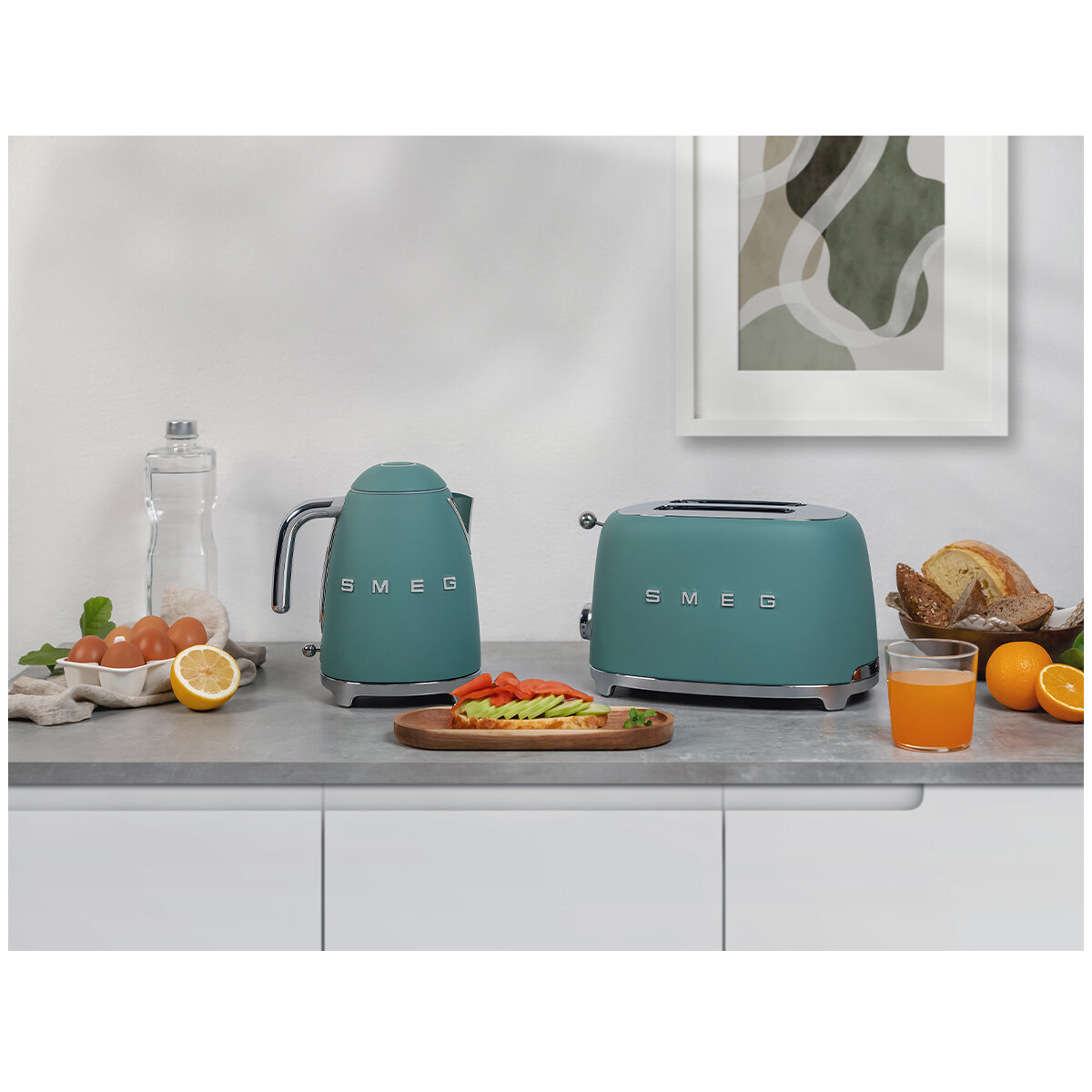 Smeg Kettle and 2 Slice Toaster Breakfast Pack Emerald Green KLF03EGMAUTSF01EGMAU