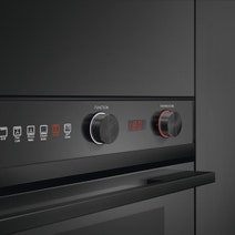 Fisher & Paykel 60cm Series 7 Pyrolytic Built-In Oven Black OB60SD9PB1 hero image