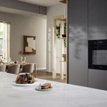 Miele 60cm Pyrolytic Built-In Oven Black H2861BPBLACK hero image