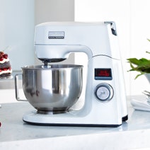 Sunbeam MX9200W Cafe Series Planetary Mixmaster® Food Mixer hero image
