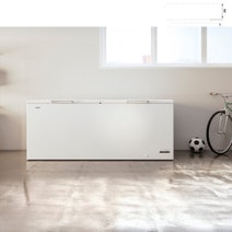 Haier 692L Series 300 Hybrid Chest Freezer White HCF720W hero image