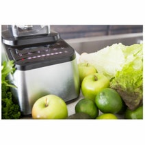 Blendtec Designer 725 Blender with BPA-Free WildSide+ Jar Stainless & Black D725D3516A1A hero image