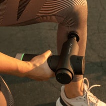 Hypervolt 2 PRO Massage Gun 54200001-00 hero image