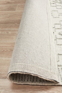 Rug Culture Hudson Medium Ivory Rug 225X155CM - HUD-802-IVO-225155 hero image