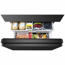 Hisense 560L PureFlat French Door Frost Free Refrigerator HRFD560BW hero image