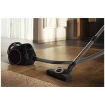 Miele Boost CX1 Cat & Dog Bagless Vacuum Cleaner with HEPA Filter Obsidian Black 11640600 hero image
