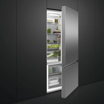 Fisher & Paykel Series 5 515L Fridge Freezer Stainless Steel RF505BRNQX1 hero image
