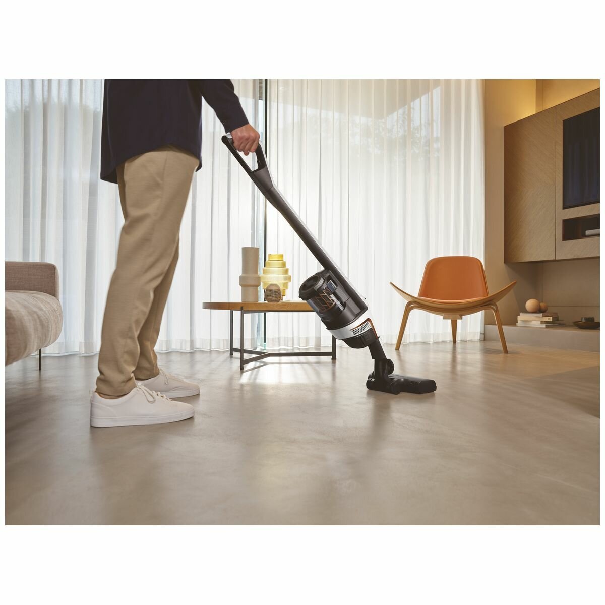 Miele Triflex HX2 Bagless Stick Vacuum 11827130 hero image
