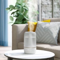 Philips 1000 Series Ultrasonic Air Humidifier White HU1510-04 hero image