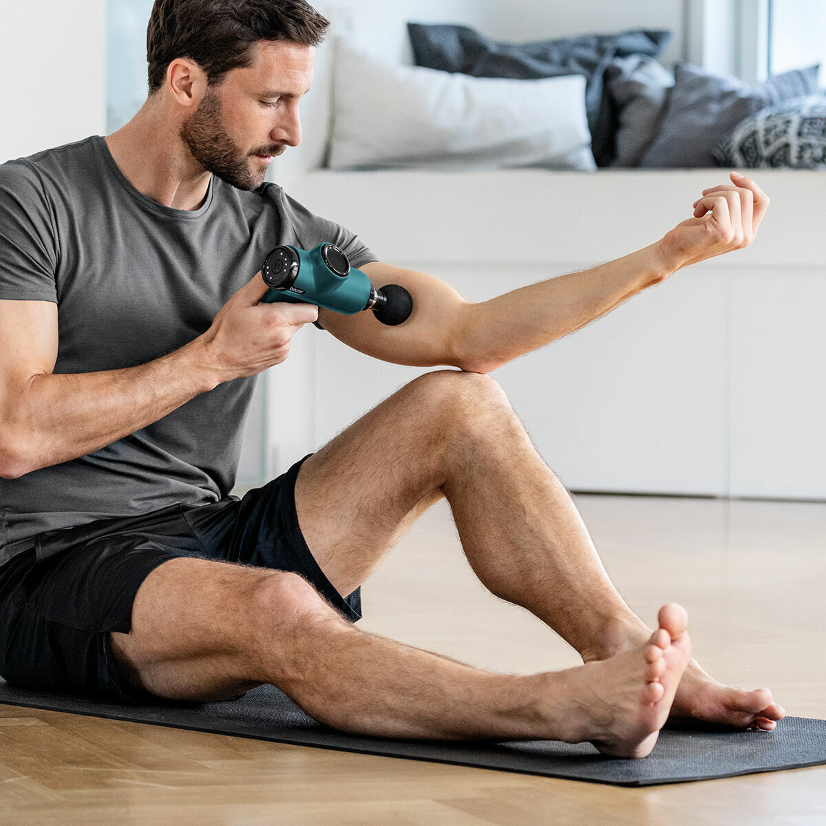 Beurer Compact Massage Gun MG99 hero image