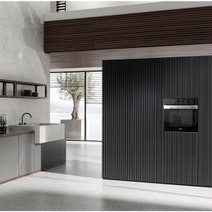 Miele 60cm Built-In Pyrolytic Oven Stainless Steel H2861BPCLST hero image