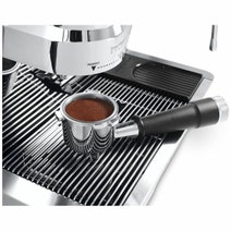 DeLonghi La Specialista Maestro Manual Coffee Machine EC9665M hero image