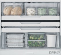Fisher & Paykel Series 5 494L Bottom Mount Refrigerator White Right Hinge RF522BRPW6 hero image
