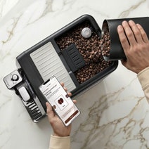 DeLonghi Eletta Ultra Fully Automatic Coffee Machine ECAM47085MB hero image