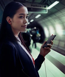 Sony MDREX750NAR High-Resolution Noise Cancelling Headphones hero image