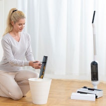 Hizero Cordless Hard Floor Cleaner F100 hero image