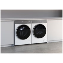Fisher & Paykel Series 5 8kg Contemporary Heat Pump Dryer DH8060P5 hero image
