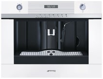 Smeg CMSC45B Coffee Machine hero image