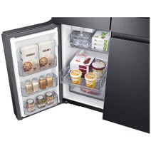 Samsung 640L Family Hub French Door Frost Free Smart Refrigerator SRF7900BFH hero image