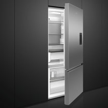 Fisher & Paykel Series 5 515L Bottom Mount Fridge with Ice and Water Stainless Steel Right Hinge RF505BRNUX1 hero image