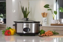 Westinghouse WHSC01SS 6.5L Slow Cooker hero image