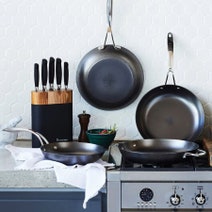 Stanley Rogers 28cm Lightweight Cast Iron Frypan 42310 hero image