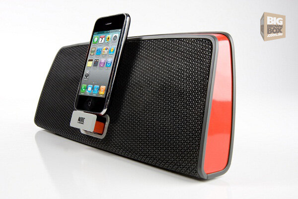 Altec Lansing ALIMT630RED iPhone / iPod Portable Dock hero image